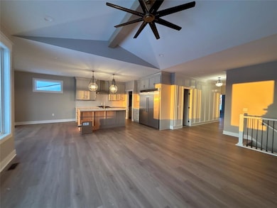 347 S Cedar Ridge Cove, West Des Moines, IA 50266 - photo 2