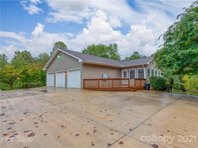 3 car garage attached