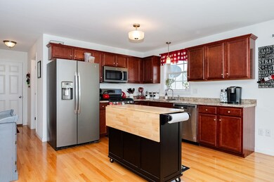 116 Millers Farm Dr, Rochester, NH 03868 - photo 5