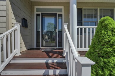 40 Forman St Fair Haven NJ-large-006-19-