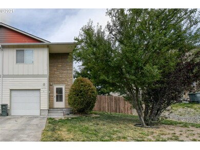 1290 SW 12th St, Pendleton, OR 97801 - photo 3