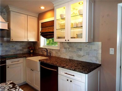 Shaker Cabinets, Farm Sink, SS Appliances, High-ha