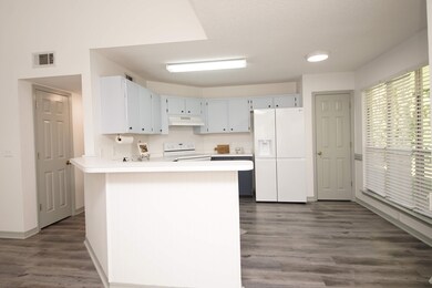 10 2nd Street_Kitchen
