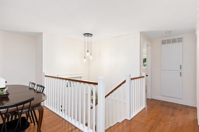 4 STAIRWAY
