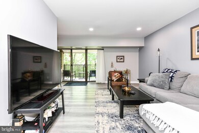 2214 Castle Rock Square unit 22C, Reston, VA 20191 - photo 2