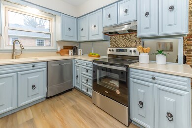 835 Spring Valley Dr, Anderson, IN 46011 - photo 6