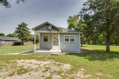 608 Drost St, Maryville, IL 62062 - photo 2