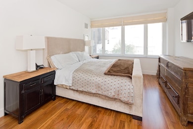 The Veneto unit 404, New York, NY 10022 - photo 3