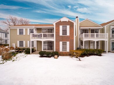 2147 Lancaster Cir unit 202D, Naperville, IL 60565 - photo 3