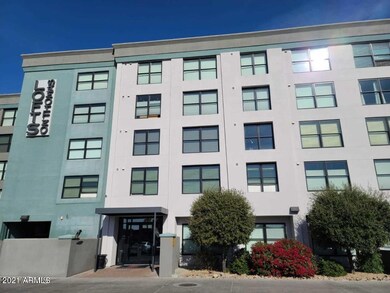 EXTERIOR 1