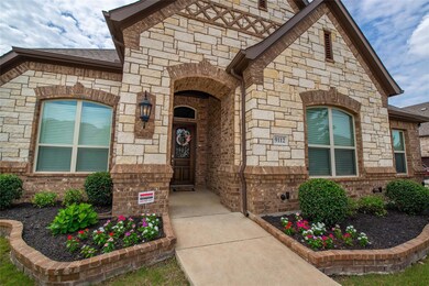 9112 Glendara Dr, North Richland Hills, TX 76182 - photo 4