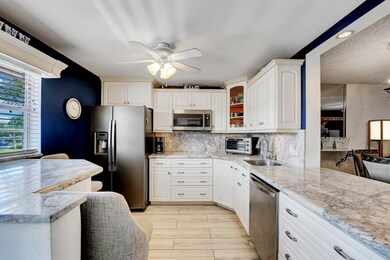 2615 NE 1st Ct unit 204, Boynton Beach, FL 33435 - photo 5