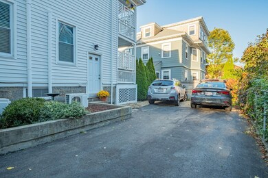 49 Hathorne St unit B, Salem, MA 01970 - photo 3