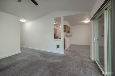 18930 Bothell Everett Hwy unit V303, Bothell, WA 98012 - photo 5