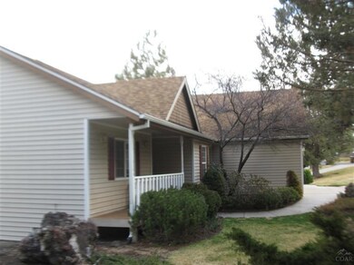 2460 SW Valleyview Dr, Redmond, OR 97756 - photo 2