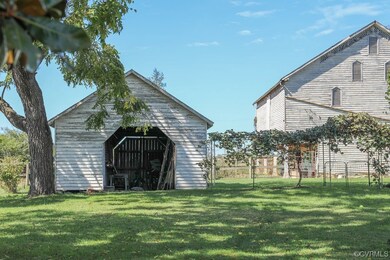 265 Draft Ave, Stuarts Draft, VA 24477 - photo 6