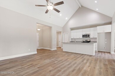 12-web-or-mls-305 Ruby Ct-05942