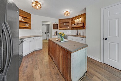 1741Shellfish Dr Navarre FL 32566 USA-01