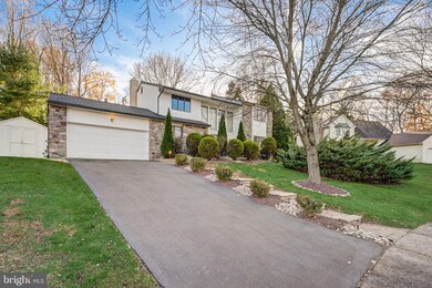 901 Spring View Dr, Southampton, PA 18966 - photo 3