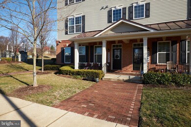 23247 Observation Dr unit 2217, Clarksburg, MD 20871 - photo 2