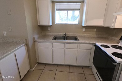 1741 E Pepper Cir unit 2, Mesa, AZ 85203 - photo 7