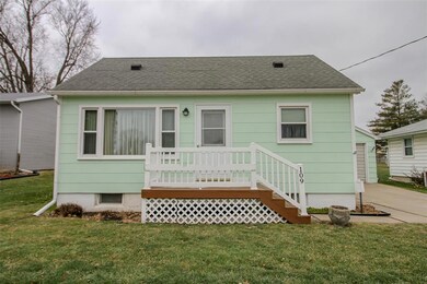 109 Main St, Center Point, IA 52213 - photo 3