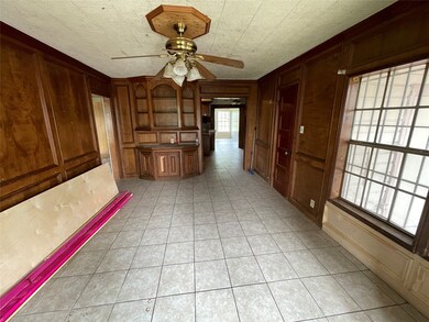 312 King St, Houston, TX 77022 - photo 5