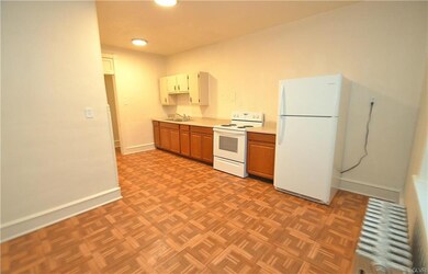 590 Main St unit 4, Slatington, PA 18080 - photo 4