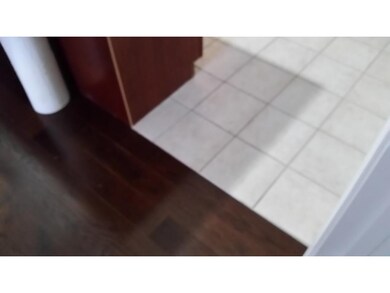 Emerson Mills unit 207, Pembroke, NH 03275 - photo 3