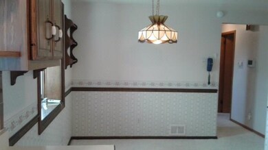 Dining area directly off the kitchen