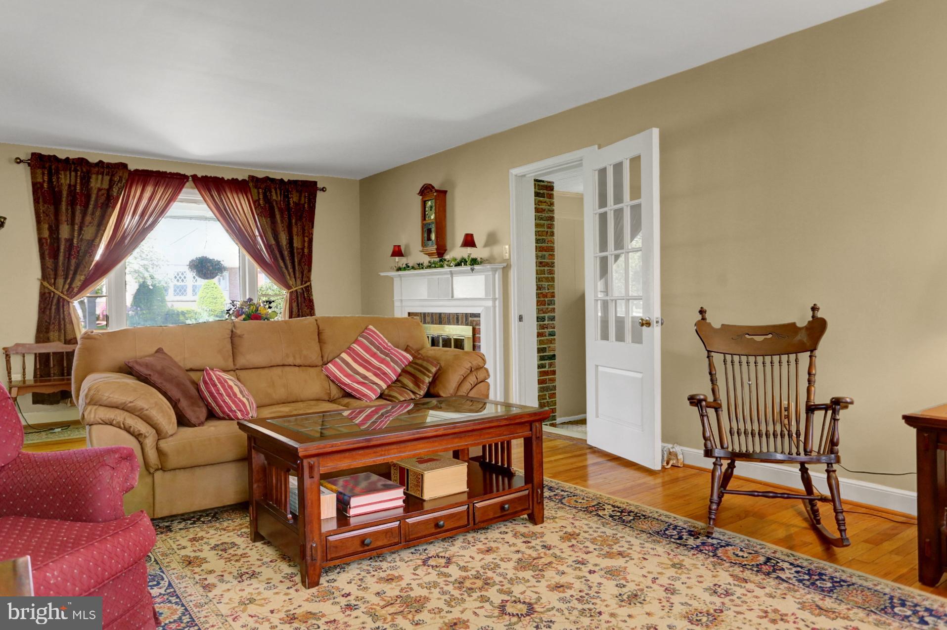 611 Clair St, Reading, PA 19607 - photo 4