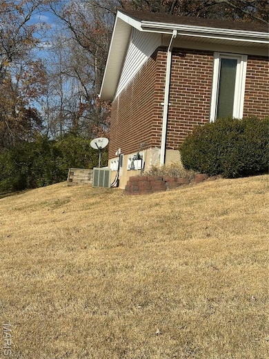 4359 Blythewood Dr, Florissant, MO 63033 - photo 3