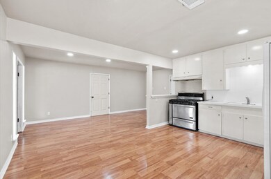 1001 Avenue D, Rosenberg, TX 77471 - photo 5