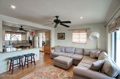 1526 E Griswold Rd, Phoenix, AZ 85020 - photo 3