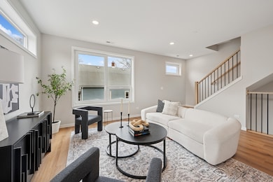 944 Beloit Ave unit 4, Forest Park, IL 60130 - photo 4