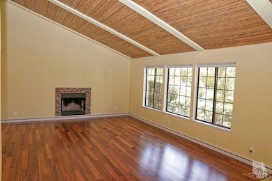 1995 Cumulus Ct, Thousand Oaks, CA 91362 - photo 7