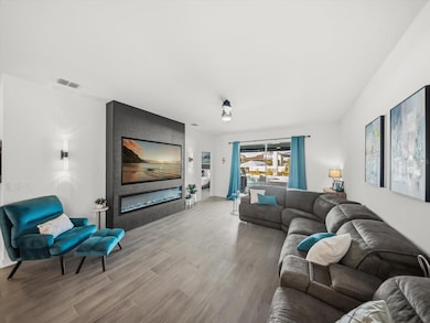 11851 Language Way, Orlando, FL 32832 - photo 5