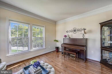 1750 Allerford Dr, Hanover, MD 21076 - photo 4