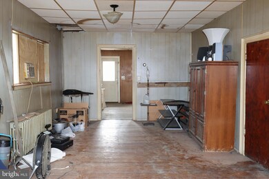 118 E Patterson St, Saint Clair, PA 17970 - photo 4