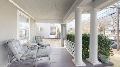 409-Evergreen-pic porch w: columns