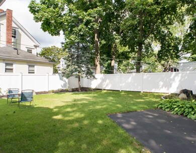 122-124 Adams St unit 124, Waltham, MA 02453 - photo 3