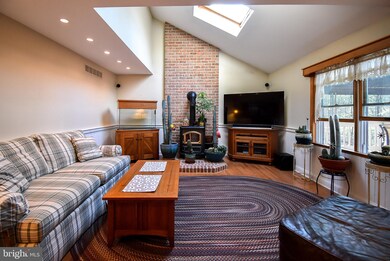 1567 Hilltop Rd, Mohnton, PA 19540 - photo 7