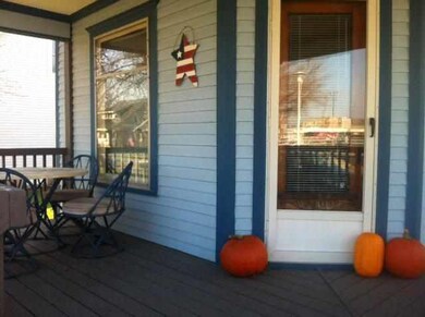 317 E 9th St, Auburn, IN 46706 - photo 2