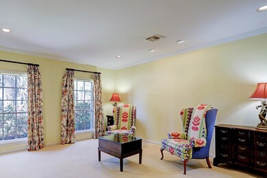 10047 Longmont Dr, Houston, TX 77042 - photo 5