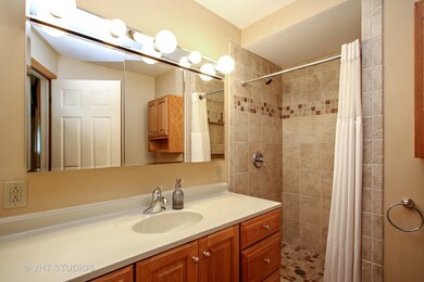2201 Quail Ln, Rolling Meadows, IL 60008 - photo 7
