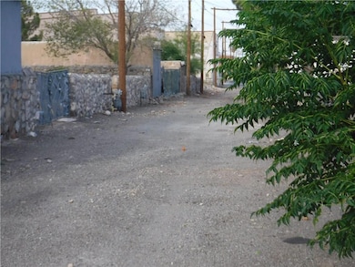 3212 Myles St, El Paso, TX 79930 - photo 2