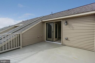 3739 Signal Knob Ct, Falls Church, VA 22041 - photo 2