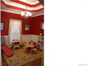 UNIQUE CEILING LOVELY DEN OR FORMAL DINING