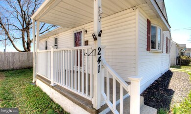 241 Billings Ave, Paulsboro, NJ 08066 - photo 3