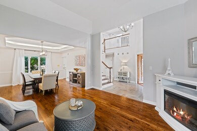 9704 W 56th St, Countryside, IL 60525 - photo 4